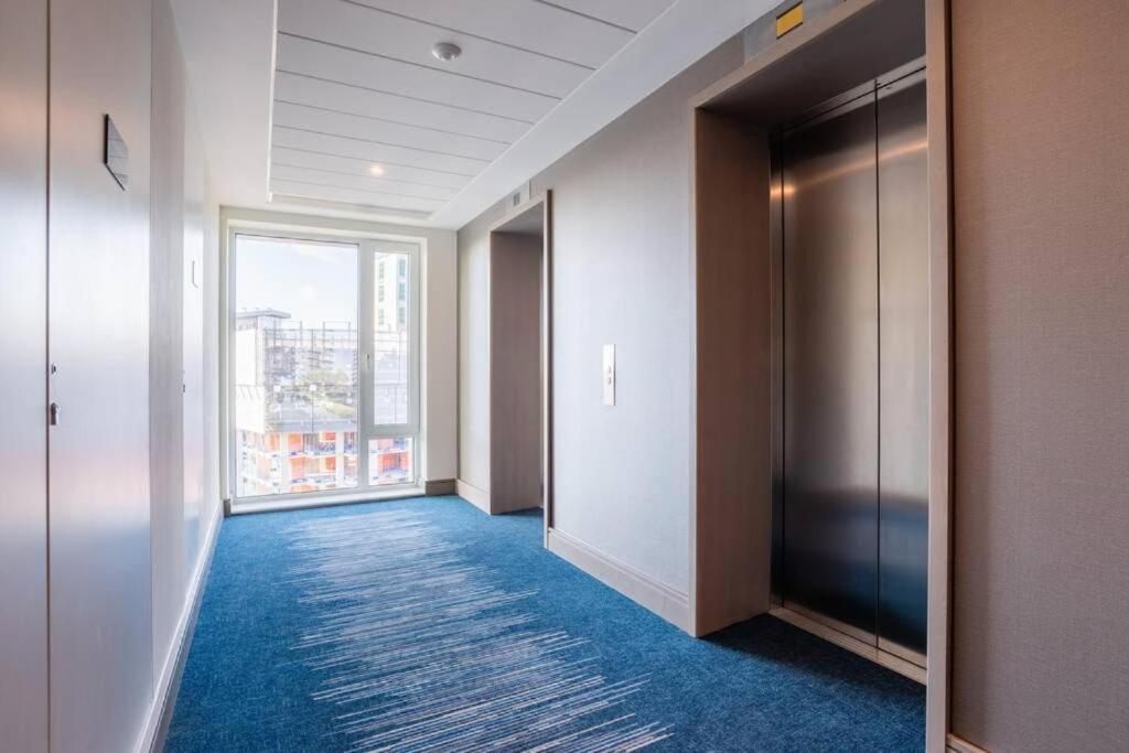 Luxury River Side Penthouse Лондон Екстериор снимка